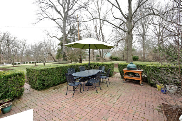 Exterior - Patio.jpg